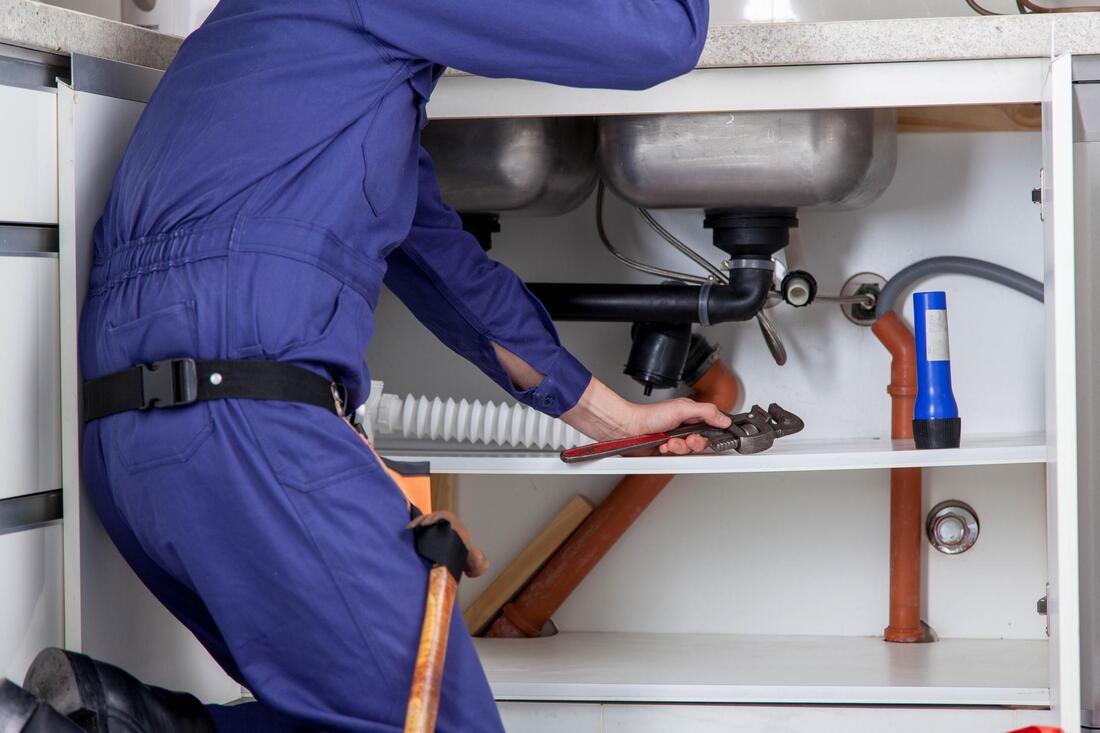 How to find the best drain line repairing company?